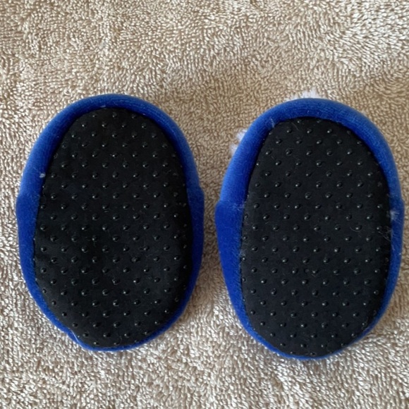 NHL Blue and White infant Edmonton oilers booties - Picture 4 of 6